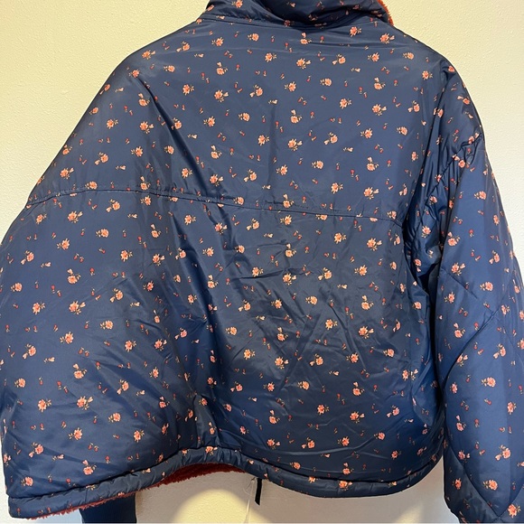 American Eagle Outfitters AEO reversible floral print jacket Sherpa Large - Picture 4 of 7